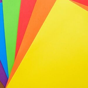 Placas De EVA 40×47 – Kit com 100 folhas coloridas (sortidas).