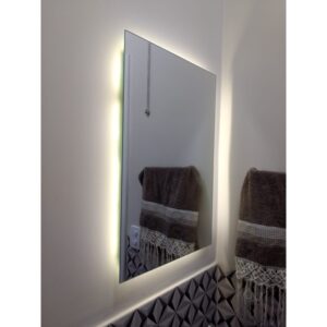 Espelho de Led Retangular Vários Tamanhos Maquiagem Moda Blogueira Fotos Barbearia Decoração