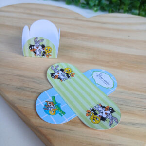 100 Forminhas de Doces Brigadeiro Baby Looney Tunes