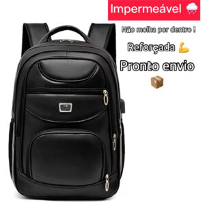 MOCHILA MASCULINA COURO PRETA IMPERMEÁVEL MOTOBOY MOTOQUEIROS REFORÇADA CABO USB FONE