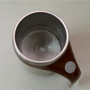 Caneca Mixer Magnética Térmica Marrom 380ml Prática, Automática e Elegante