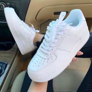 Tênis Branco Feminino Moderno e Versátil – Leve, Confortável e Perfeito para o Dia a Dia Envio Imediato