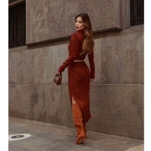 Vestido de frio feminino tricô midi gola alta com fenda elegante tricot mousse