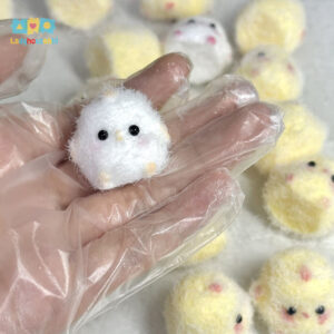 LAHG > 1PC Miniatura De Alívio De Rebound Lento Squeeze Toy Sticky TPR Squishy Mini Chick Estresse Novo Fidget Propulsor