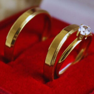 Kit Aliança De Casamento Chanfrada Ouro 4mm + Solitário Zircônia + Caixinha Aveludada Envio Rápido