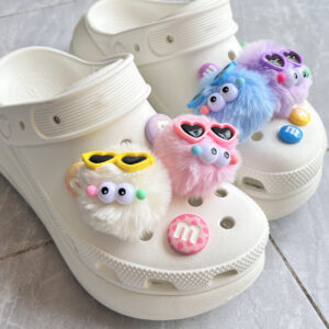 INS Bowknot Fairy Coal Ball Charm Candy Cor Plush Hole Shoes Botão Decorativo Sapatos Femininos Infantis Jibz