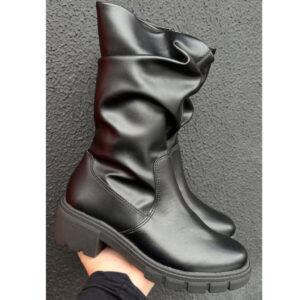 Bota Feminina Beira Rio Tratorada Cano Médio Enrugada Stretch Estilosa