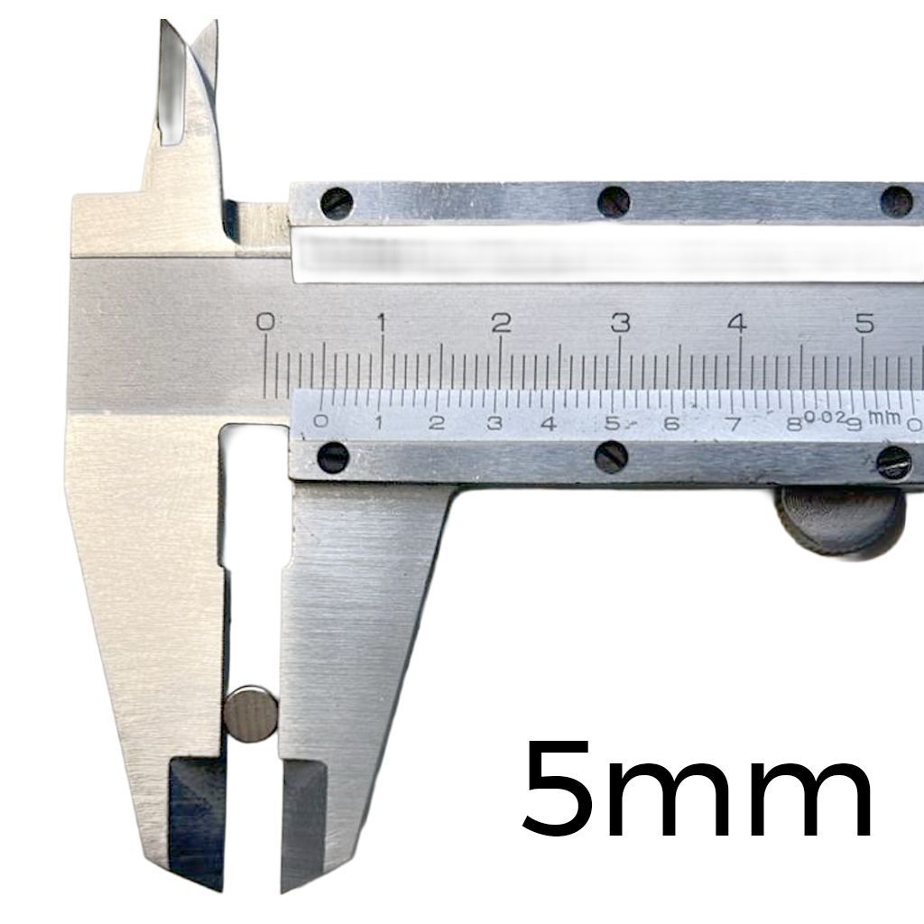 Kit com 50 Imãs de Neodímio Redondos 5x2mm Pequenos e Potentes N35