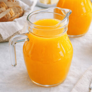 Kit 2 Jarras De Vidro Mini 500ml Luxo Agua Suco Drinks Chá Gelado Refrescos Resistente Café da Manhã Hotel Pousada