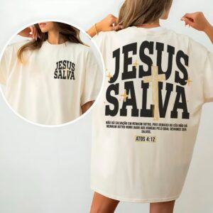 Camiseta Oversized Streetwear Feminina e Masculina Jesus Salva Blusa Larga Gola Canelada Cristã