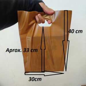 kit 100 Sacolas Plástica temos as medidas 40×50, 30×40, 25×35, 20×30 e 16×20 Alça Boca De Palhaço